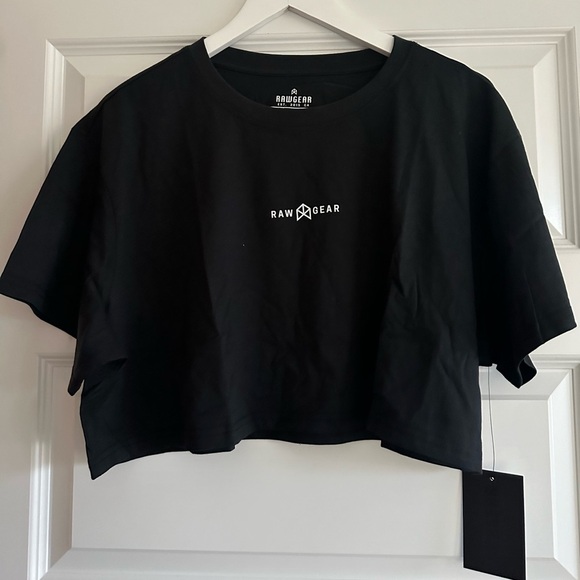 RawGear Tops - RawGear Black Cropped Tee